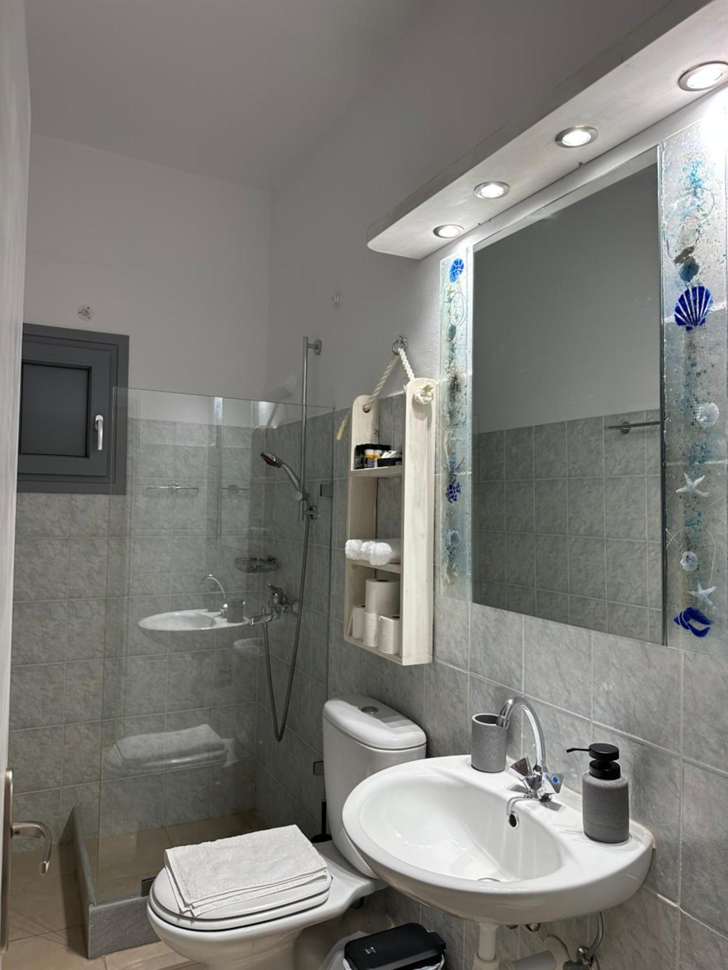פיסו ליבאדי Yialos Rooms מראה חיצוני תמונה