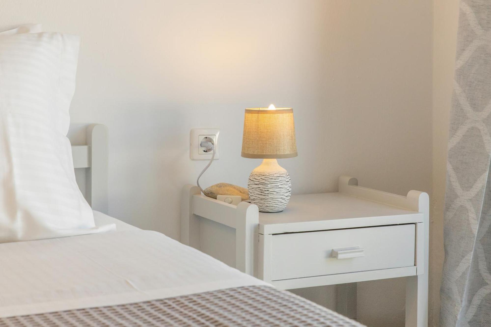 פיסו ליבאדי Yialos Rooms מראה חיצוני תמונה